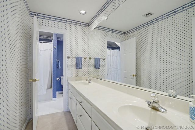 3524 E 102nd Place, Tulsa, OK 74137