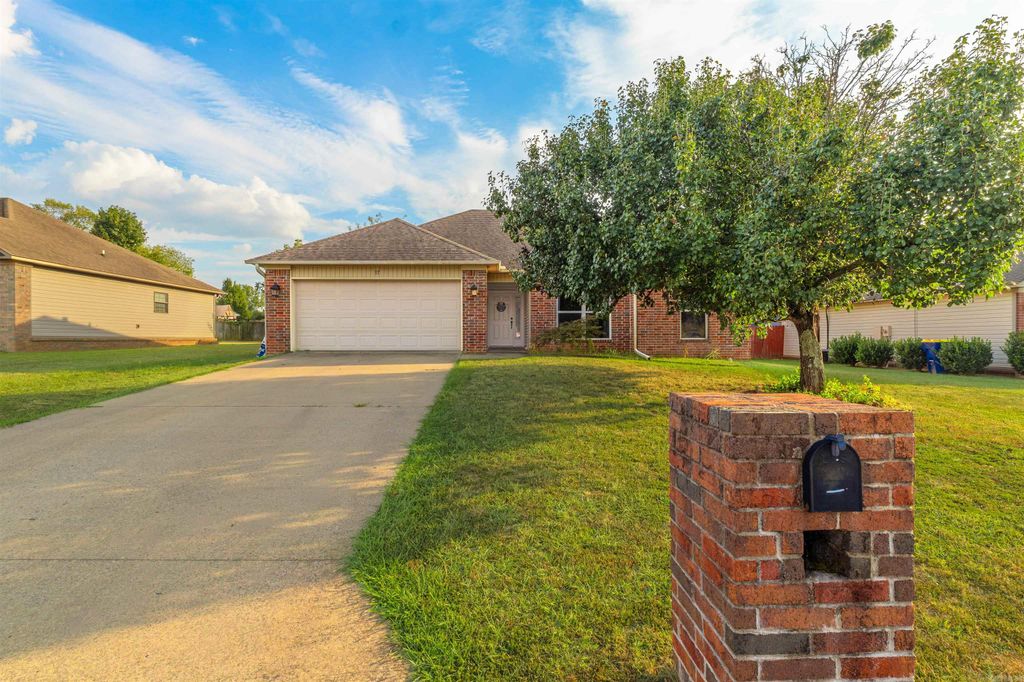 17 Orchid Lane, Cabot, AR 72023