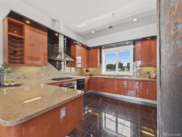 180 Cook St 509, Denver, CO 80206