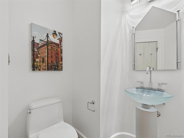 180 Cook St 509, Denver, CO 80206