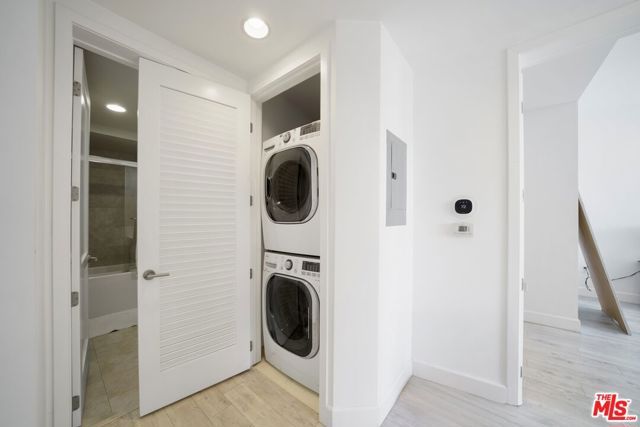 118 S Kenwood Street 105, Glendale, CA 91205