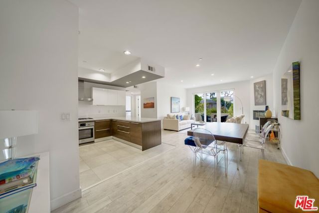 118 S Kenwood Street 105, Glendale, CA 91205