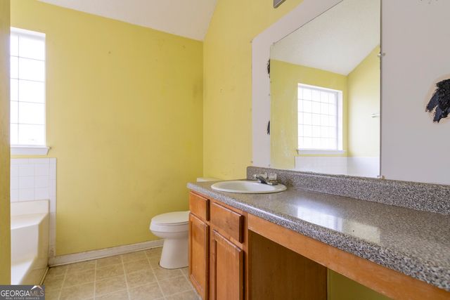 2783 High Tide Drive, Atlanta, GA 30349