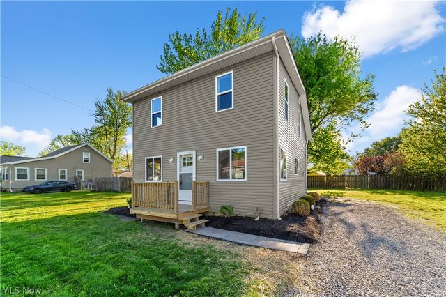 620 Pasadena Avenue, Sheffield Lake, OH 44054