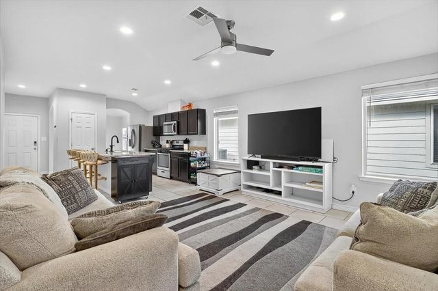 1818 Secretariat Drive, Corpus Christi, TX 78417