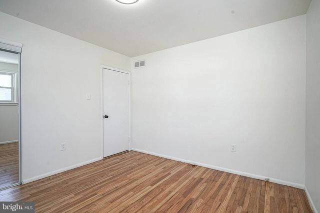 10 BATTLES RD, Williamstown, NJ 08094