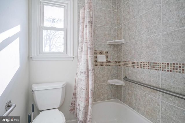 10 BATTLES RD, Williamstown, NJ 08094