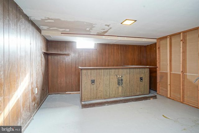 10 BATTLES RD, Williamstown, NJ 08094