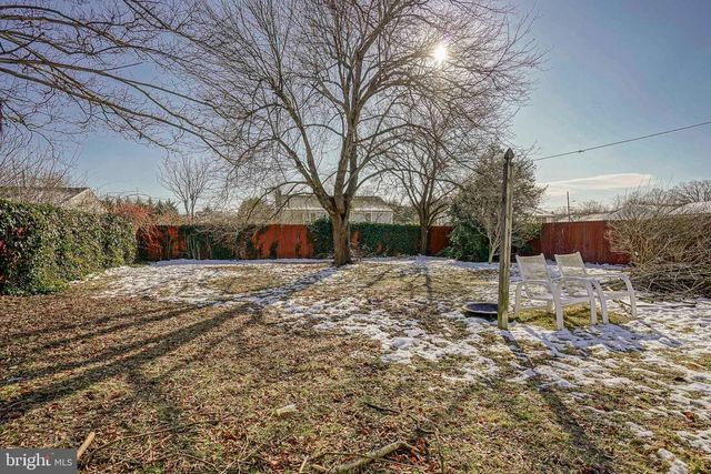 10 BATTLES RD, Williamstown, NJ 08094