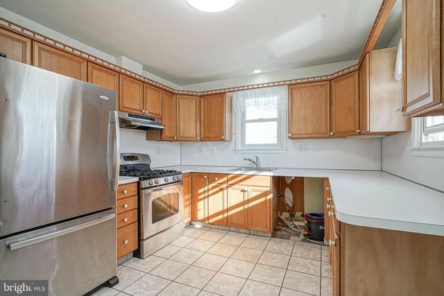 10 BATTLES RD, Williamstown, NJ 08094