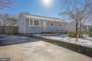 10 BATTLES RD, Williamstown, NJ 08094