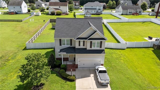 325 Kilt Dr, Chester, VA 23836
