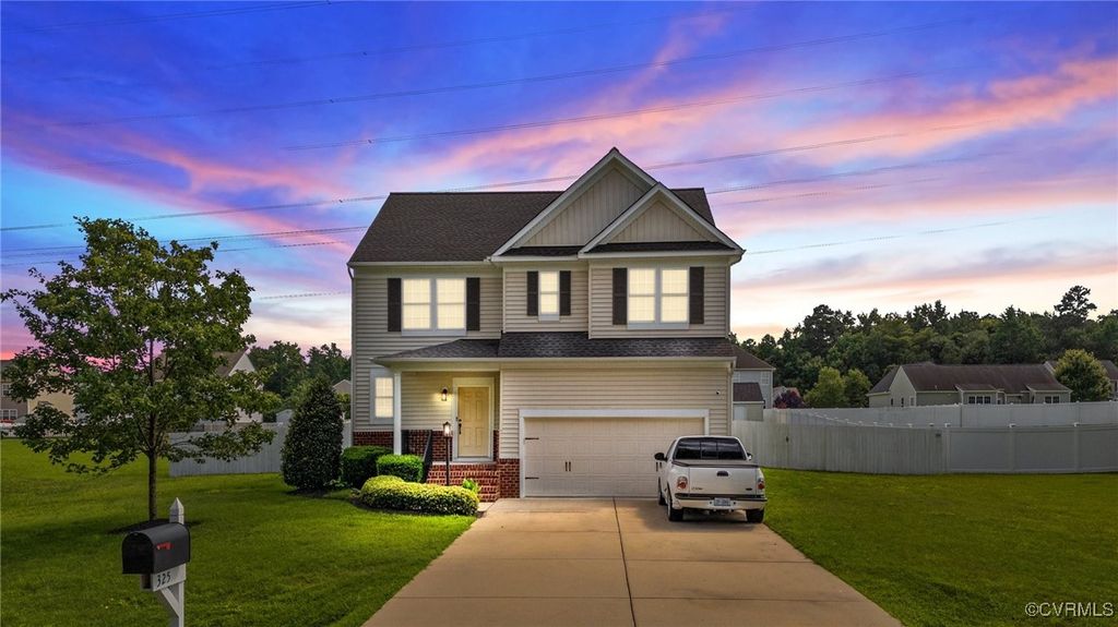 325 Kilt Dr, Chester, VA 23836