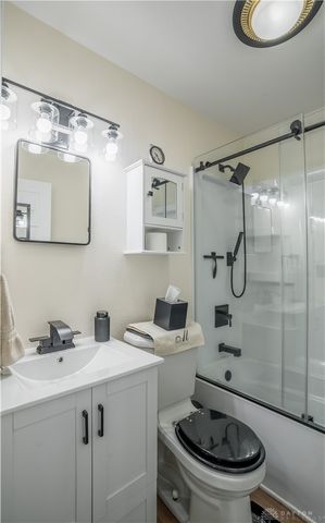 7008 Bobolink Place, Harrison Twp, OH 45414