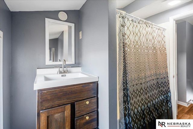 3756 N 41st Street, Omaha, NE 68111