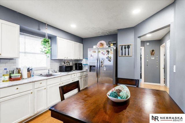 3756 N 41st Street, Omaha, NE 68111