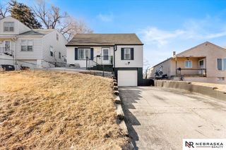 3756 N 41st Street, Omaha, NE 68111