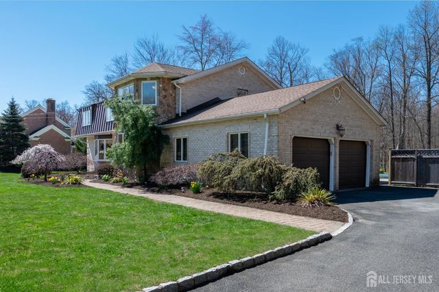 262 Skyline Drive, Long Hill, NJ 07946