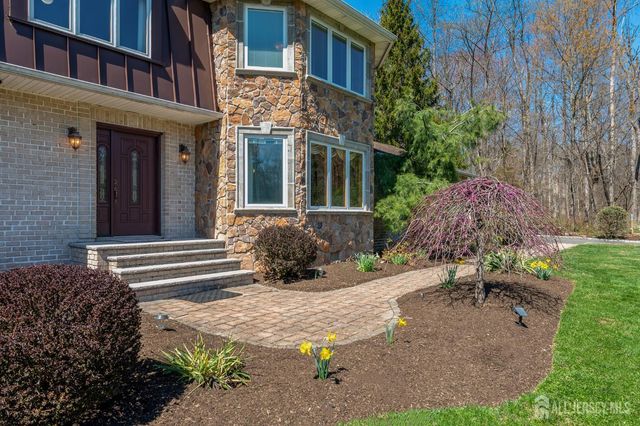 262 Skyline Drive, Long Hill, NJ 07946