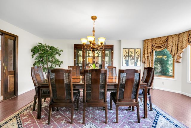 262 Skyline Drive, Long Hill, NJ 07946