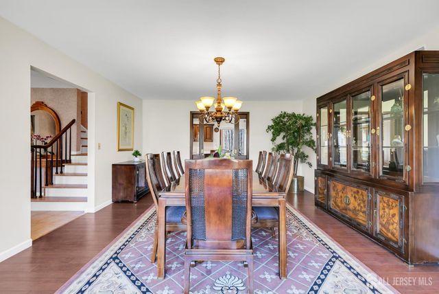 262 Skyline Drive, Long Hill, NJ 07946