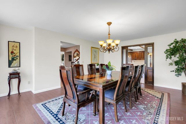 262 Skyline Drive, Long Hill, NJ 07946