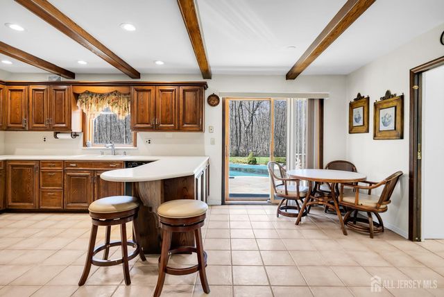 262 Skyline Drive, Long Hill, NJ 07946