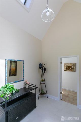 262 Skyline Drive, Long Hill, NJ 07946