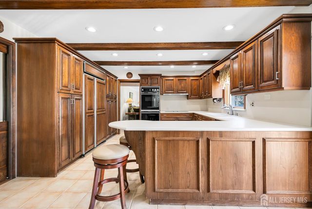 262 Skyline Drive, Long Hill, NJ 07946