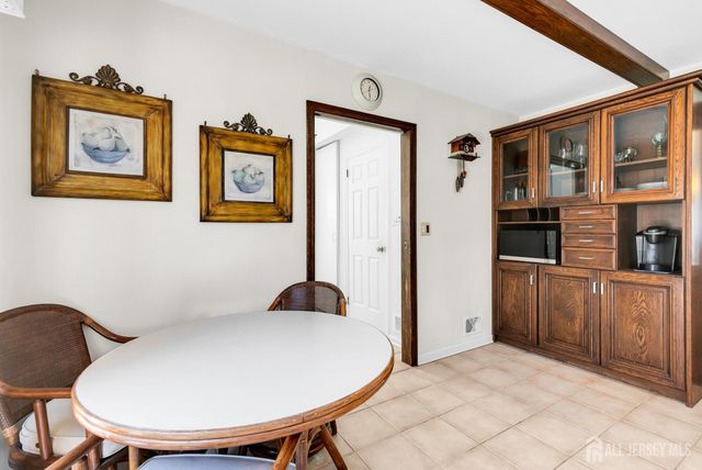 262 Skyline Drive, Long Hill, NJ 07946