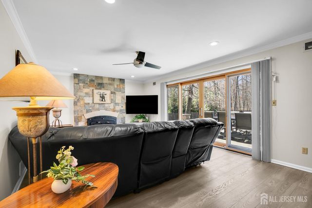 262 Skyline Drive, Long Hill, NJ 07946