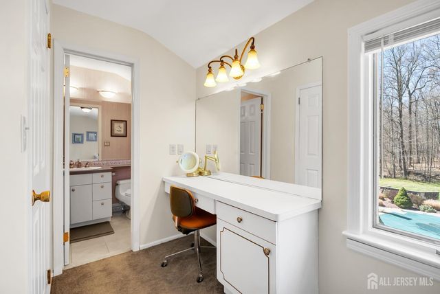 262 Skyline Drive, Long Hill, NJ 07946