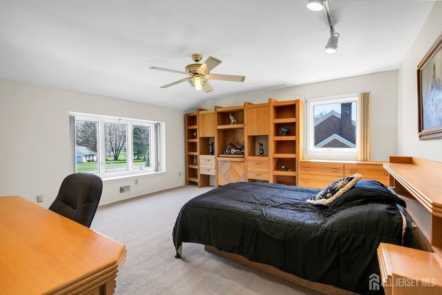 262 Skyline Drive, Long Hill, NJ 07946