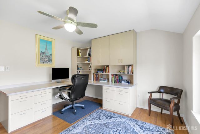 262 Skyline Drive, Long Hill, NJ 07946