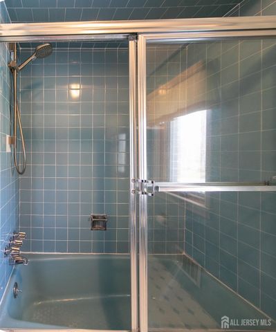 262 Skyline Drive, Long Hill, NJ 07946