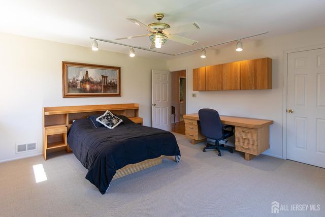 262 Skyline Drive, Long Hill, NJ 07946