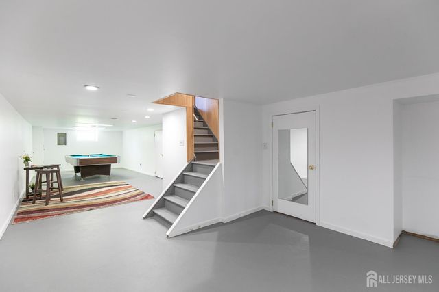 262 Skyline Drive, Long Hill, NJ 07946