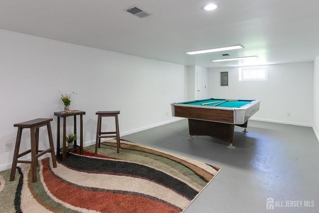 262 Skyline Drive, Long Hill, NJ 07946