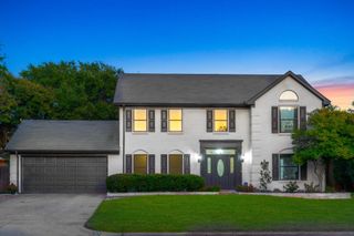 4157 Heartstone Drive, Grapevine, TX 76051
