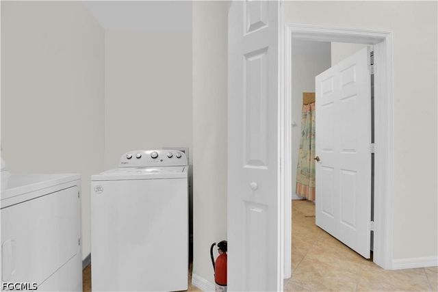 1113 Winding Pines CIR 204, Cape Coral, FL 33909