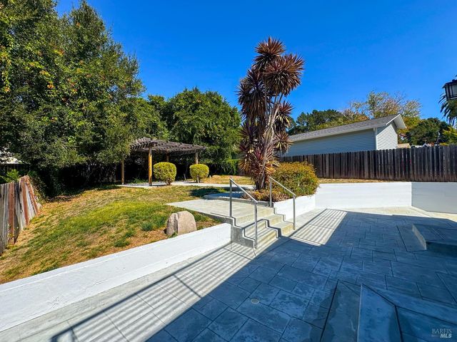 40 Villa Ave, San Rafael, CA 94901