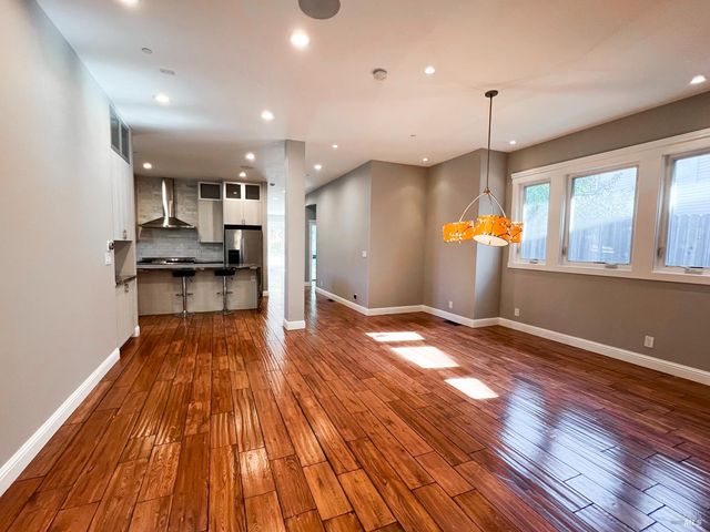 40 Villa Ave, San Rafael, CA 94901