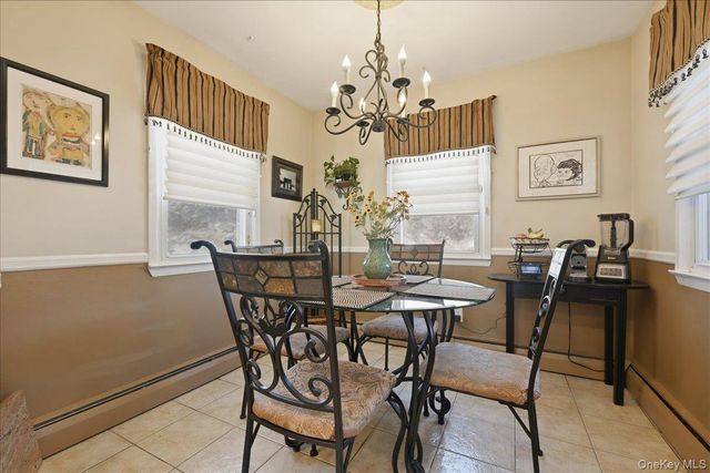 38 Pine Avenue, Floral Park, NY 11001