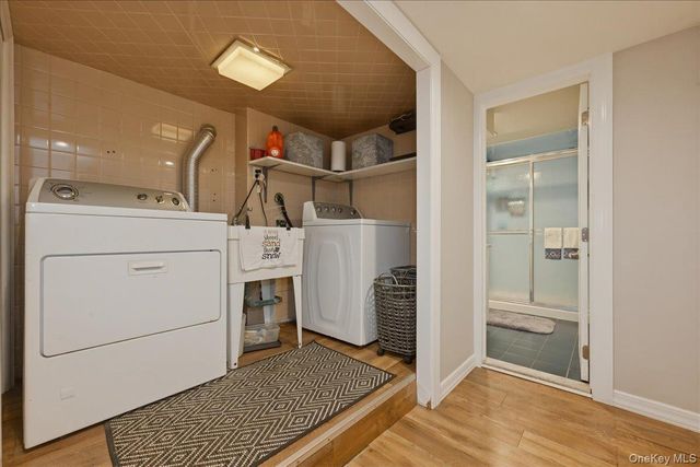 38 Pine Avenue, Floral Park, NY 11001