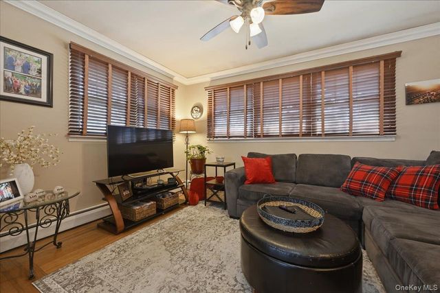 38 Pine Avenue, Floral Park, NY 11001