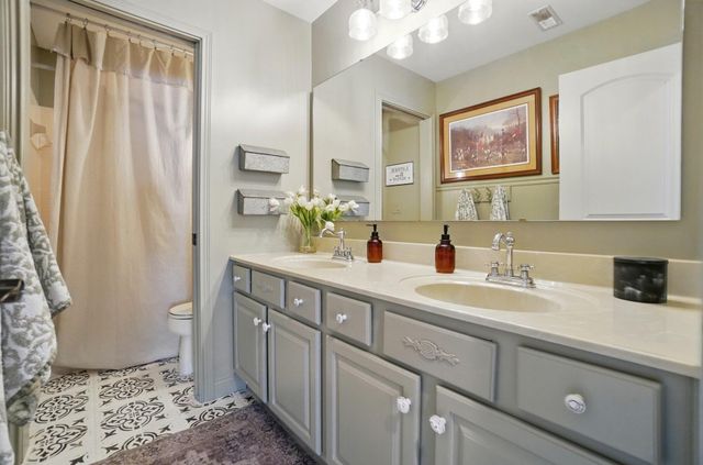 1316 Oxley Court, Union, KY 41091