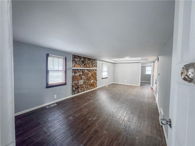 930 E Stone Street, Independence, MO 64050