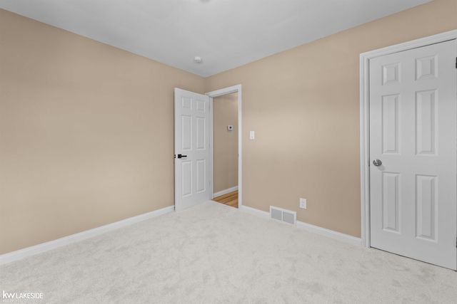 16504 Collinson Avenue, Eastpointe, MI 48021