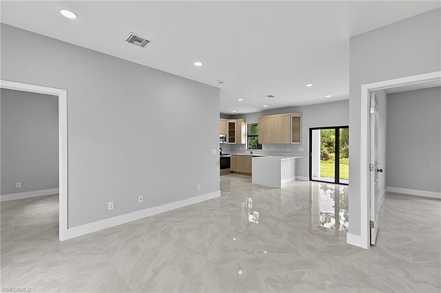 531 Frank Jewett AVE S, Lehigh Acres, FL 33974