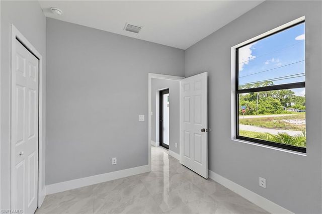 531 Frank Jewett AVE S, Lehigh Acres, FL 33974